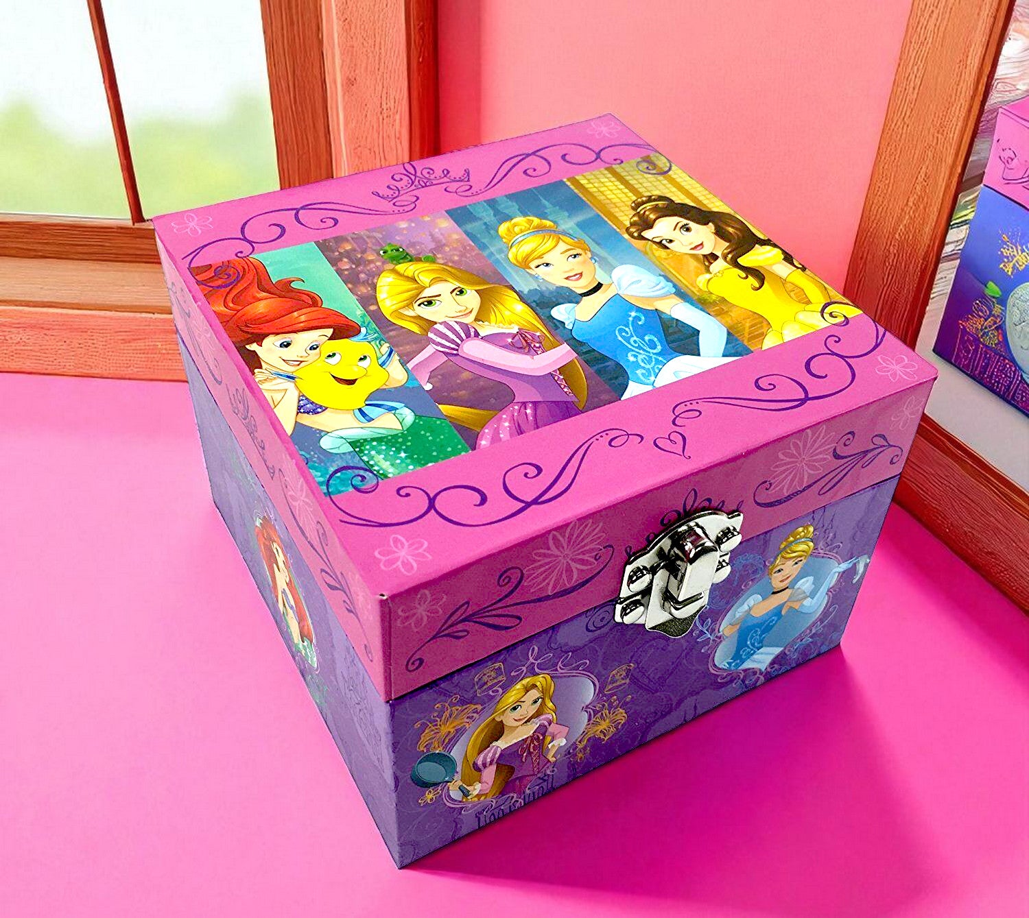 5pc Gift Set | LED Bottle Light, Jewellery Box including Mystery Bonus Item