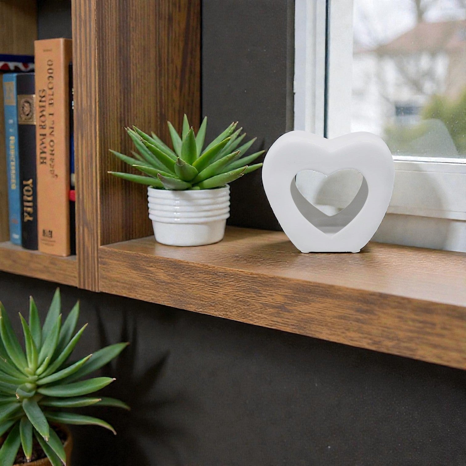 2 White Heart Tea Light Wax Melt Warmer Oil Burner + Candle + Melts