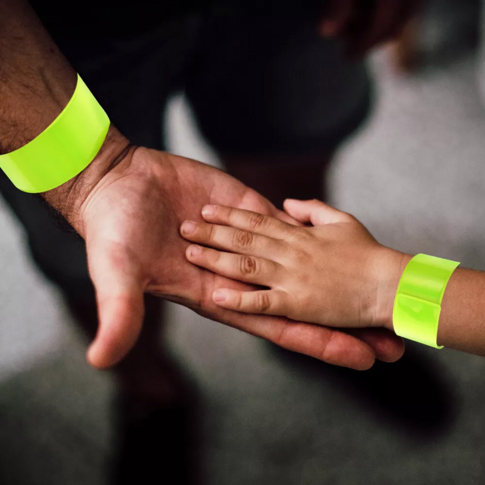 0.9m Bike Chain with Combination Lock Padlock, Cycle Lights & 4pc Hi Vis Safety Bands