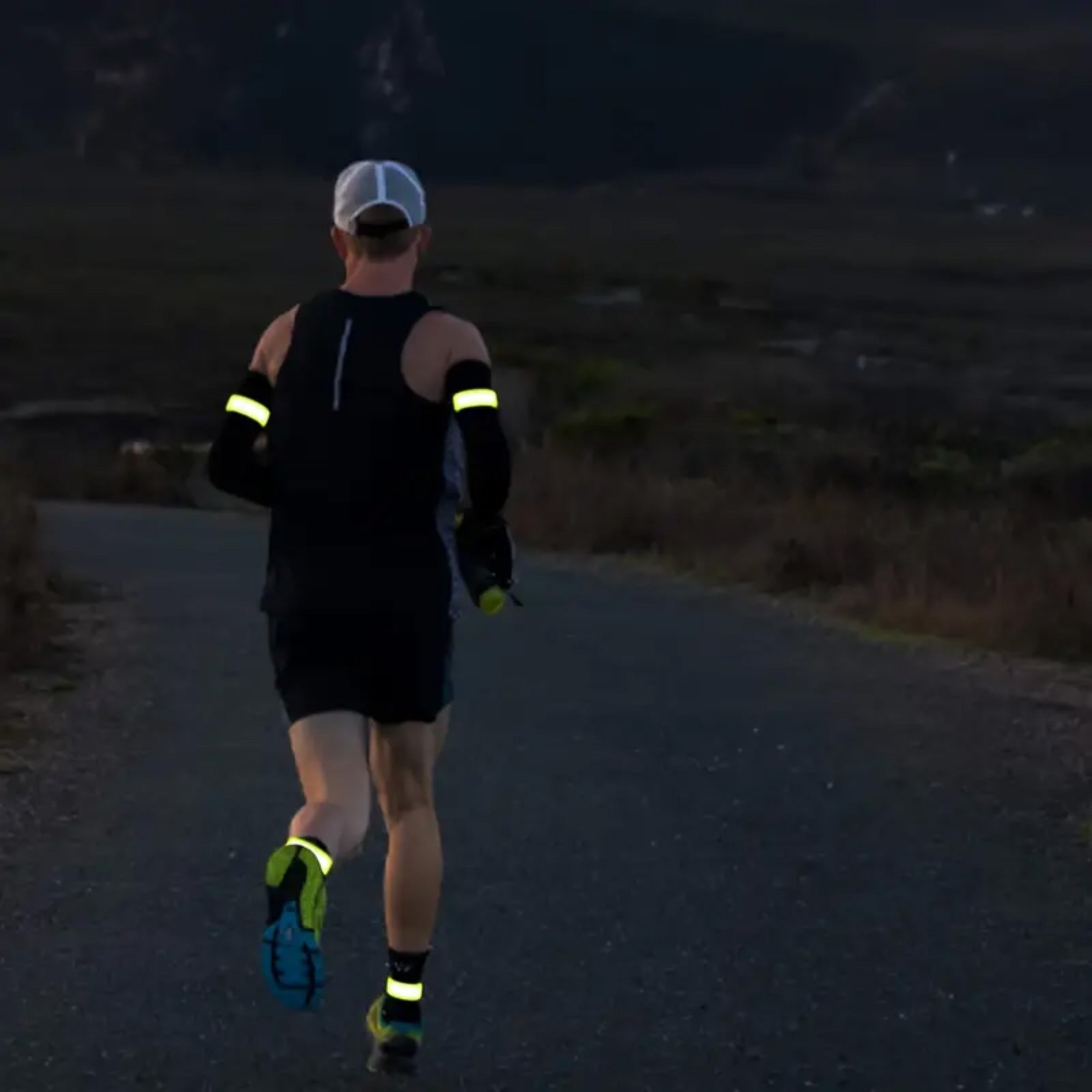 0.9m Bike Chain with Combination Lock Padlock, Cycle Lights & 4pc Hi Vis Safety Bands