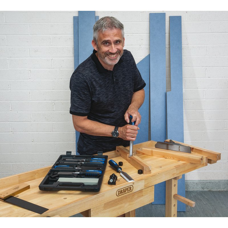 Draper Expert 140mm 8 Piece Wood Chisel Set | Woodworking Hand Tools | Aluminium Oxide Sharpening Stone | 6 to 38mm Blades Carving Tool |Impact Resistant Soft Grip |Honing Guide| 88605