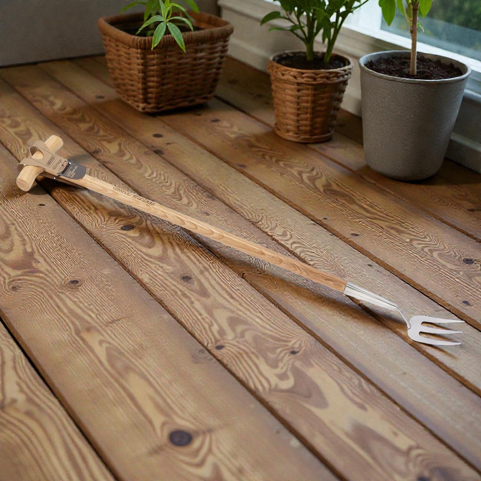 Draper 99031 Heritage Stainless Steel Fork With Ash Long Handle Dr-99031