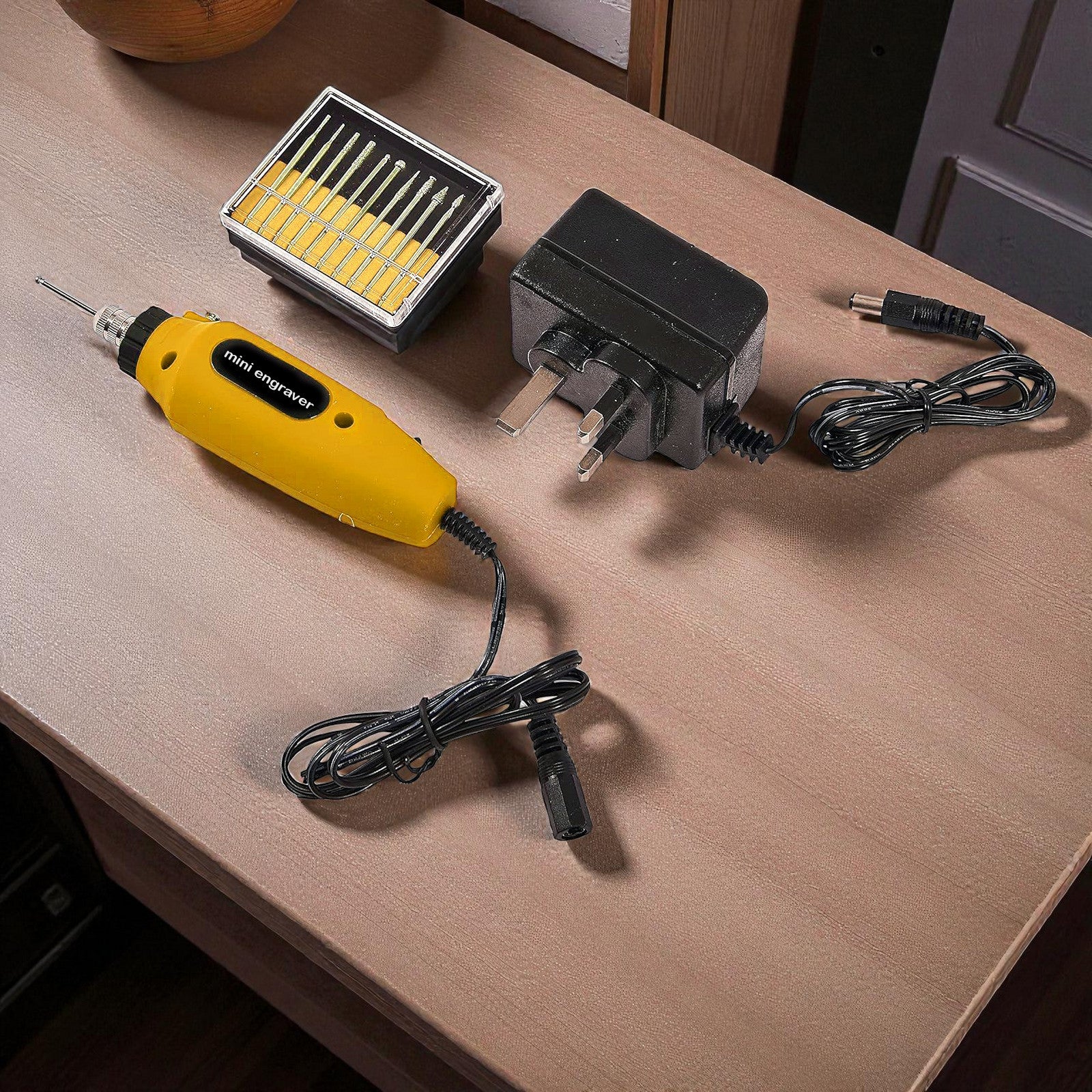 Engraving Kit Mini Engraver Tool & 10 Bits Glass Ceramic Metal Security Etching