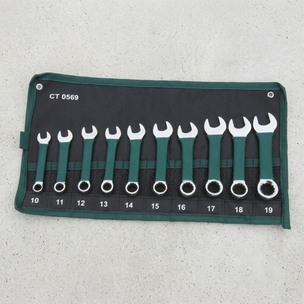 CT0569 overhead flat lay