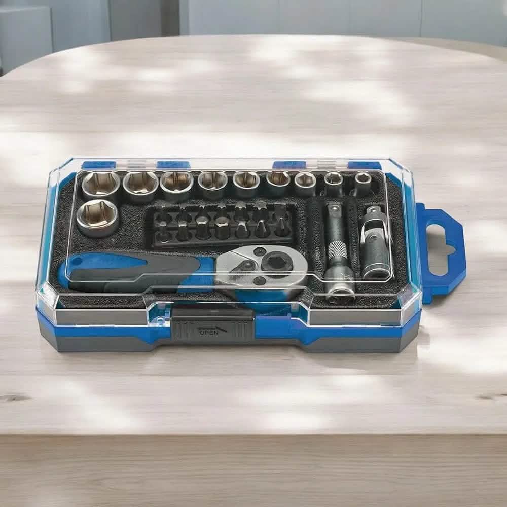 Draper 1/4" Socket Set Draper 04778 1/4" Drive Metric Socket & Bit Set 27pc | 4-13mm CRV Sockets with Case