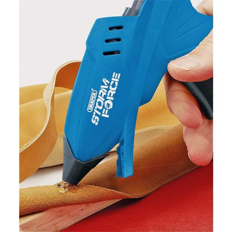 Draper Glue Guns DRAPER 83660 230V 100W Electric Hot Melt Trigger Glue Gun plus 6 Adhesive Sticks