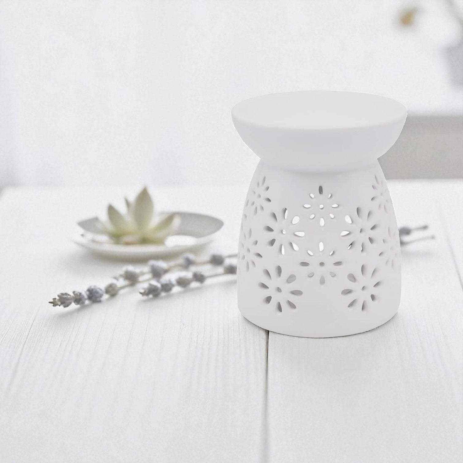 Set Of 2 White Flowers Tea Light Wax Melt Warmer Oil Burner