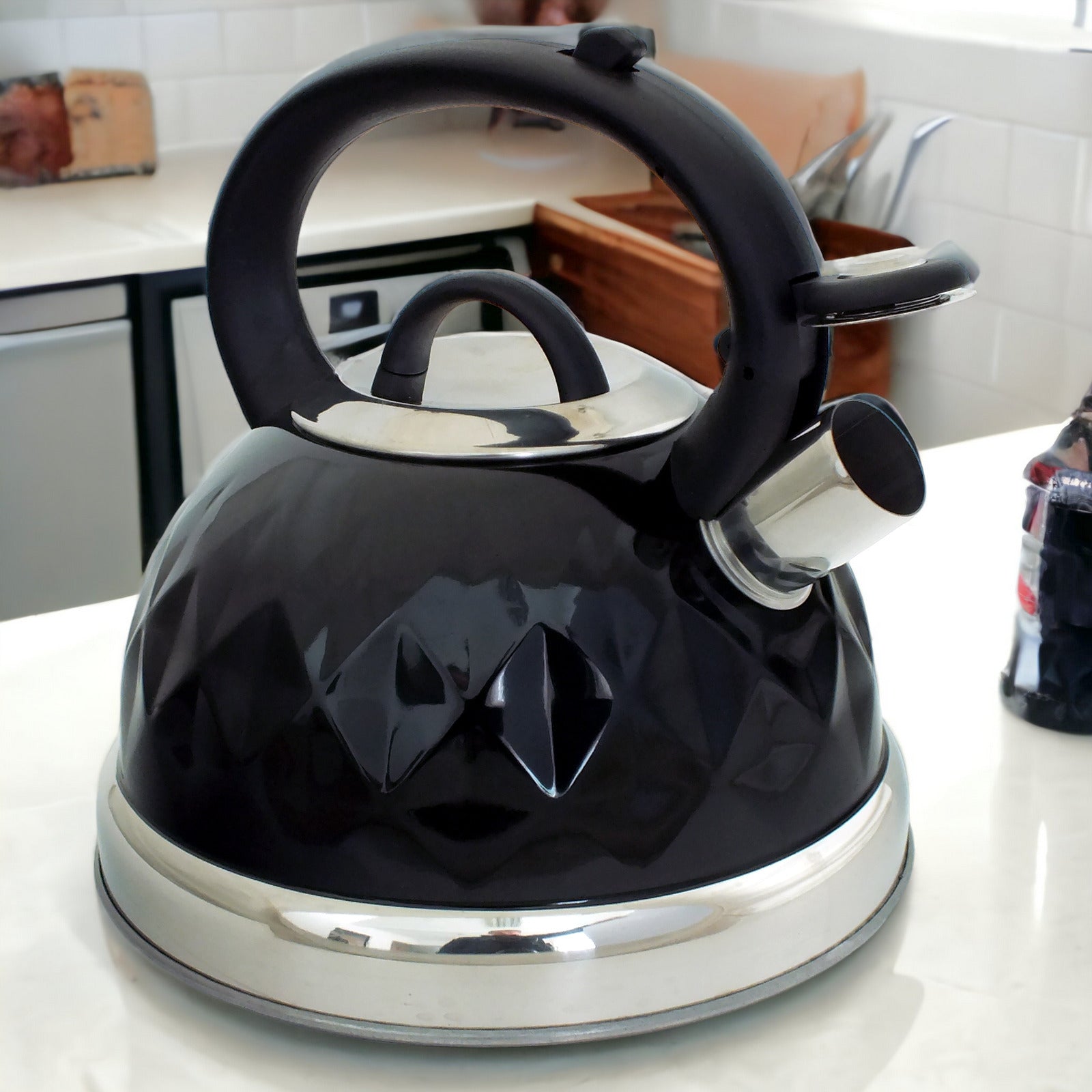 Black Stainless Steel Stovetop Whistling Kettle Diamond Design | For Gas Electric Induction Hobs
