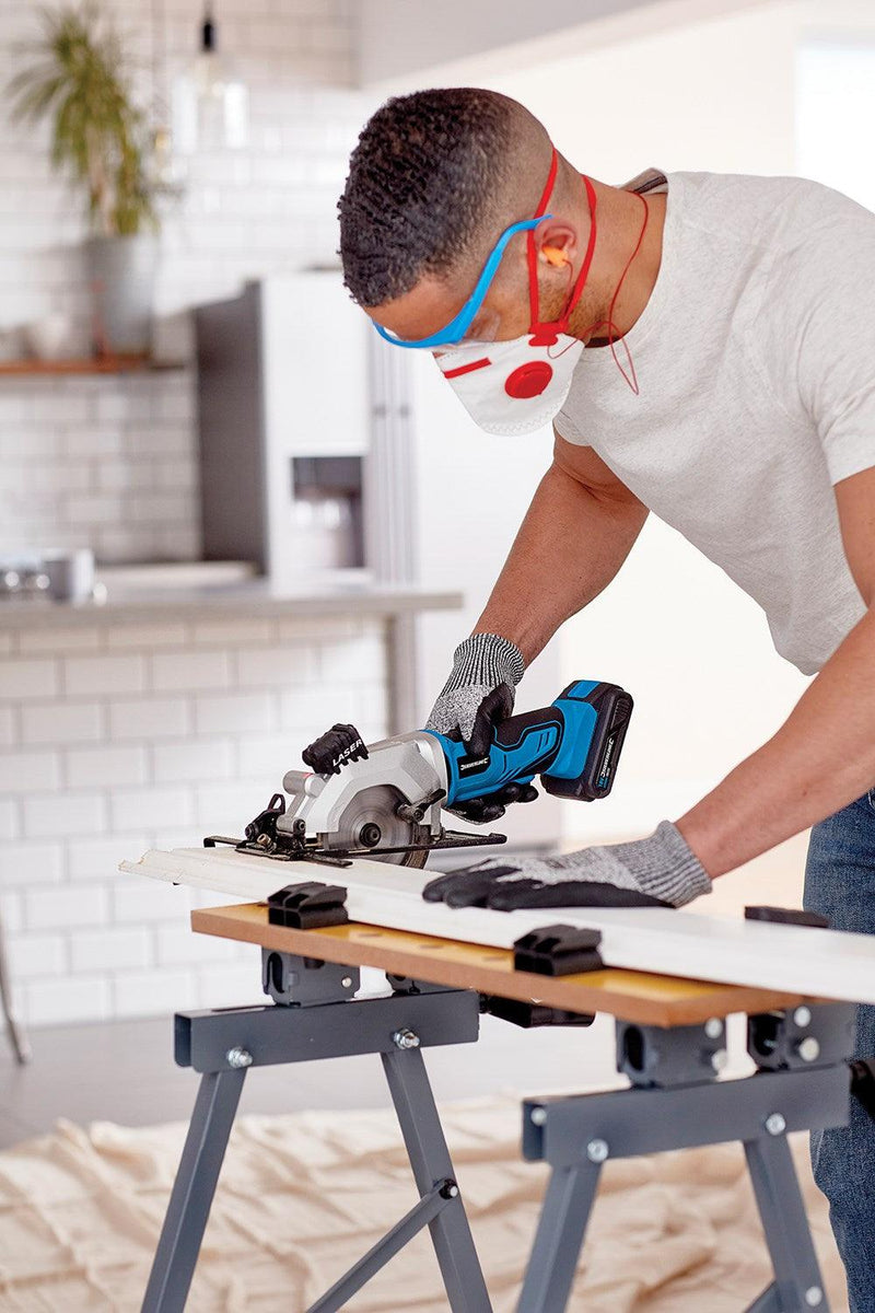 18V Cordless Mini Circular Saw Laser 2Ah Li-ion Fast Charger 115mm Silverline - tooltime.co.uk