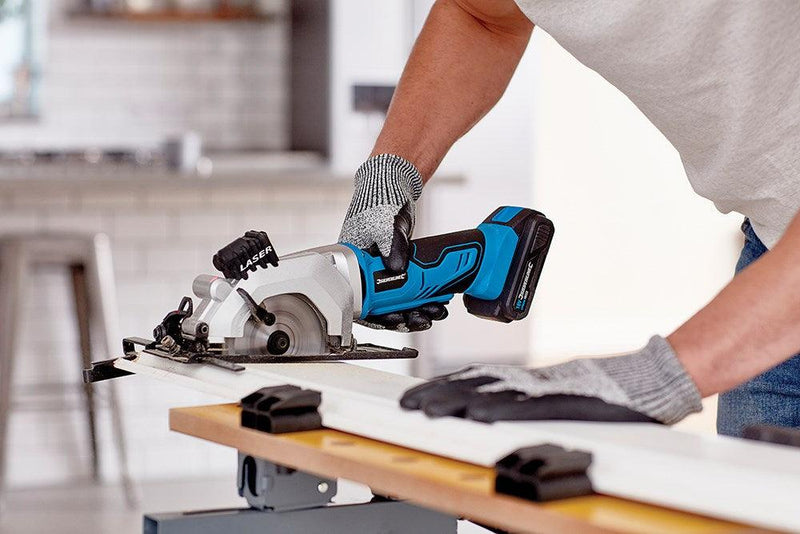 18V Cordless Mini Circular Saw Laser 2Ah Li-ion Fast Charger 115mm Silverline - tooltime.co.uk